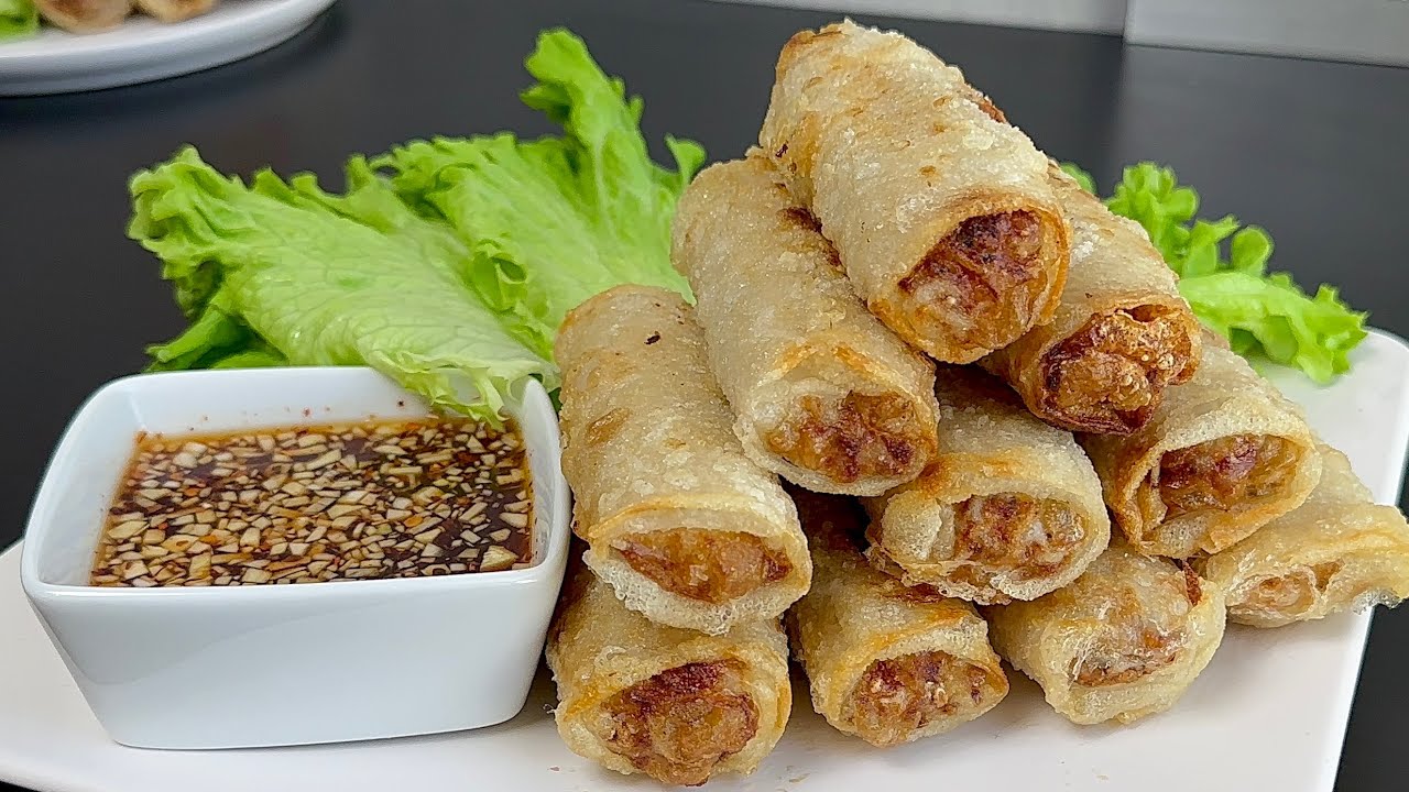 Easy Crispy Chicken Spring Rolls Recipe (Nems Poulet)